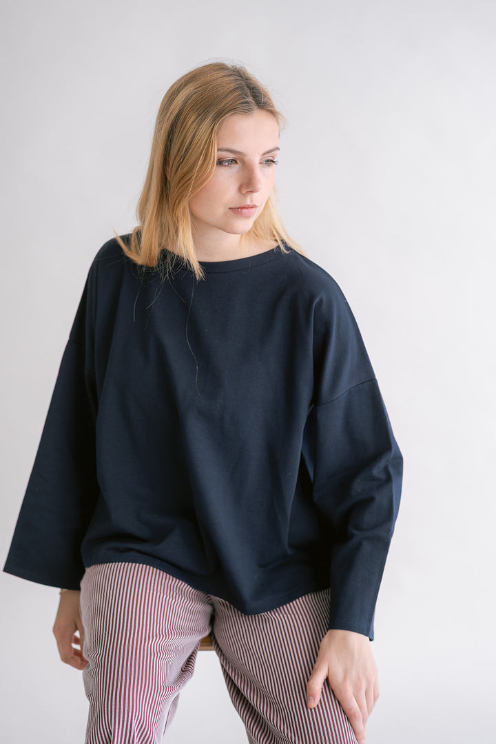 Ada Top Navy