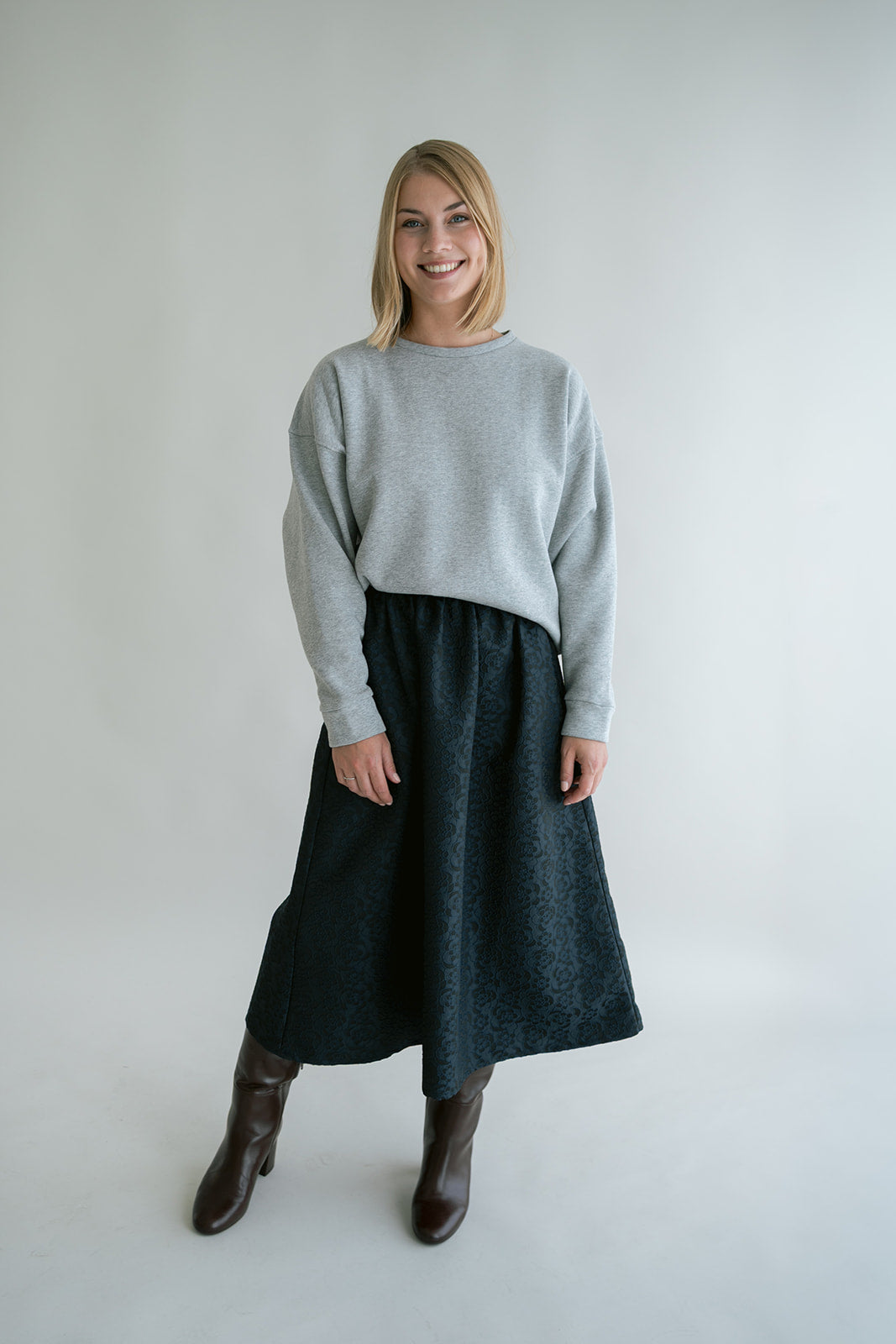 Julia Skirt Navy Flower