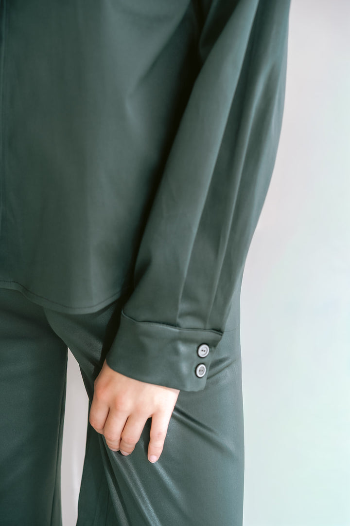 Max Blouse Satin Sage Green