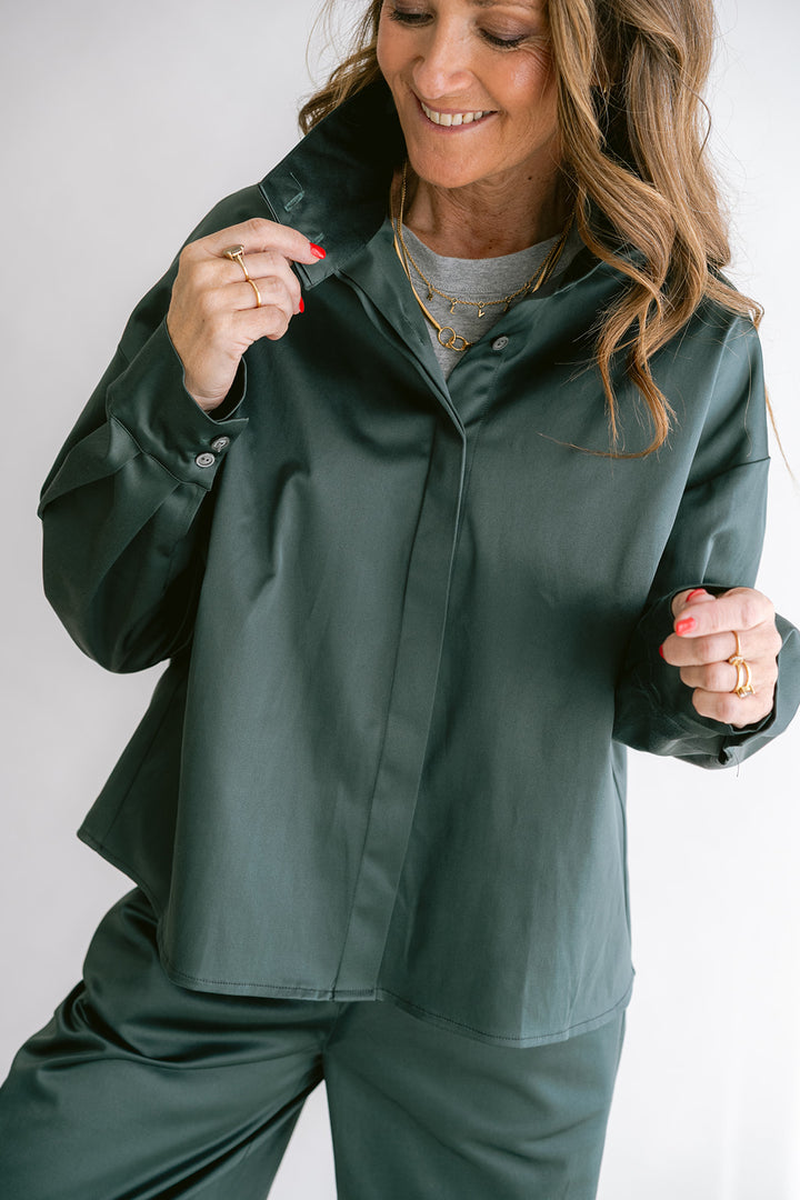 Max Blouse Satin Sage Green
