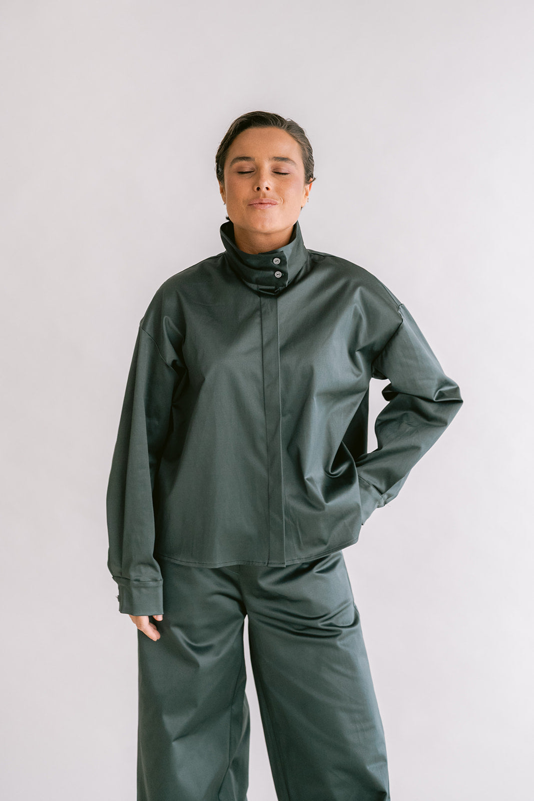 Max Blouse Satin Sage Green
