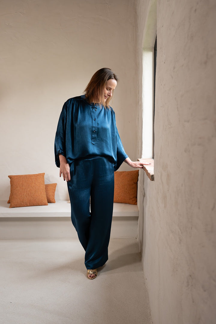 Maya Blouse Midnight Blue