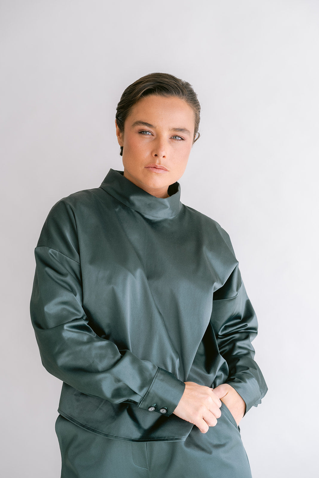 Merel Blouse Satin Sage Green