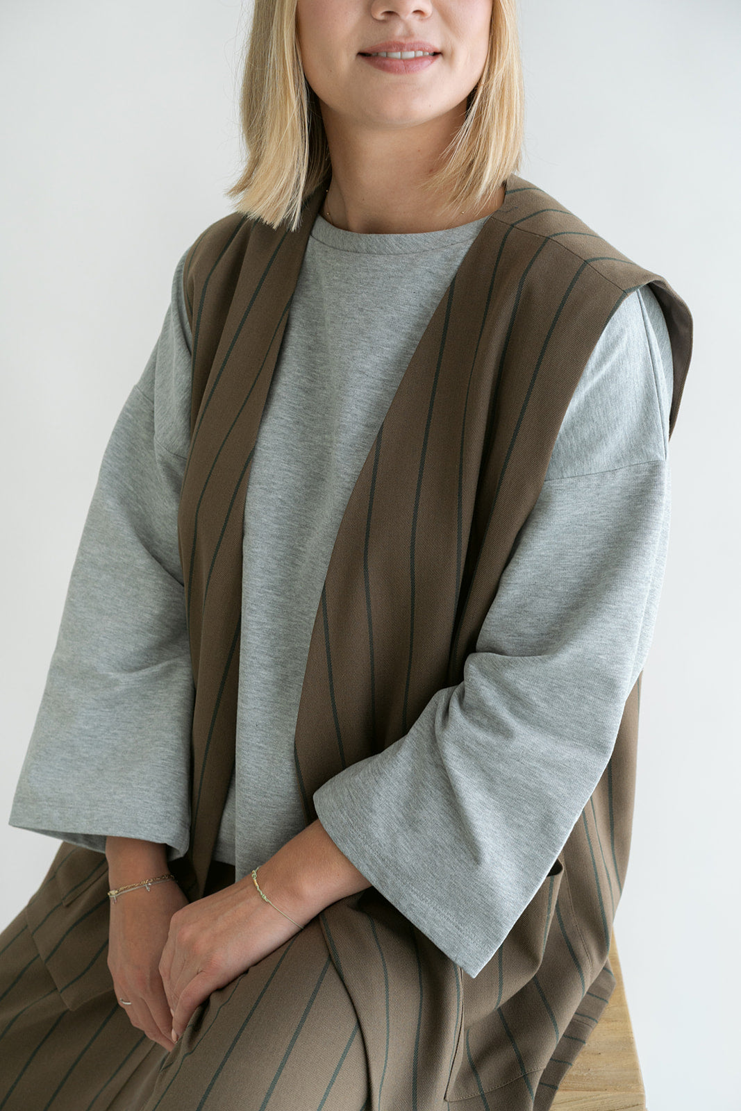 Puck Gilet Brown Green Stripe