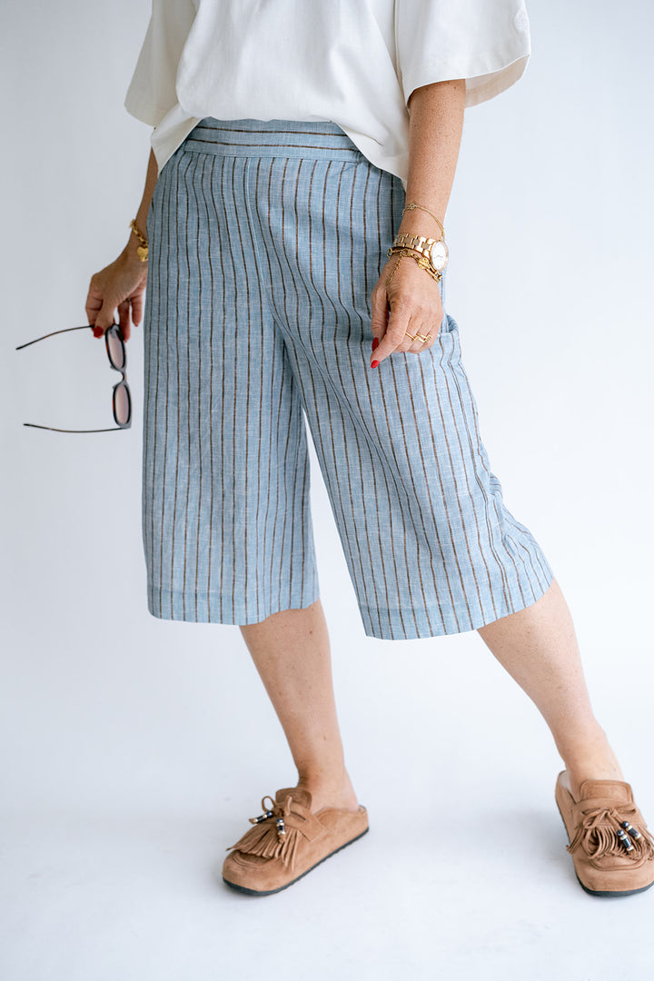 Sam Bermuda Blue Linen