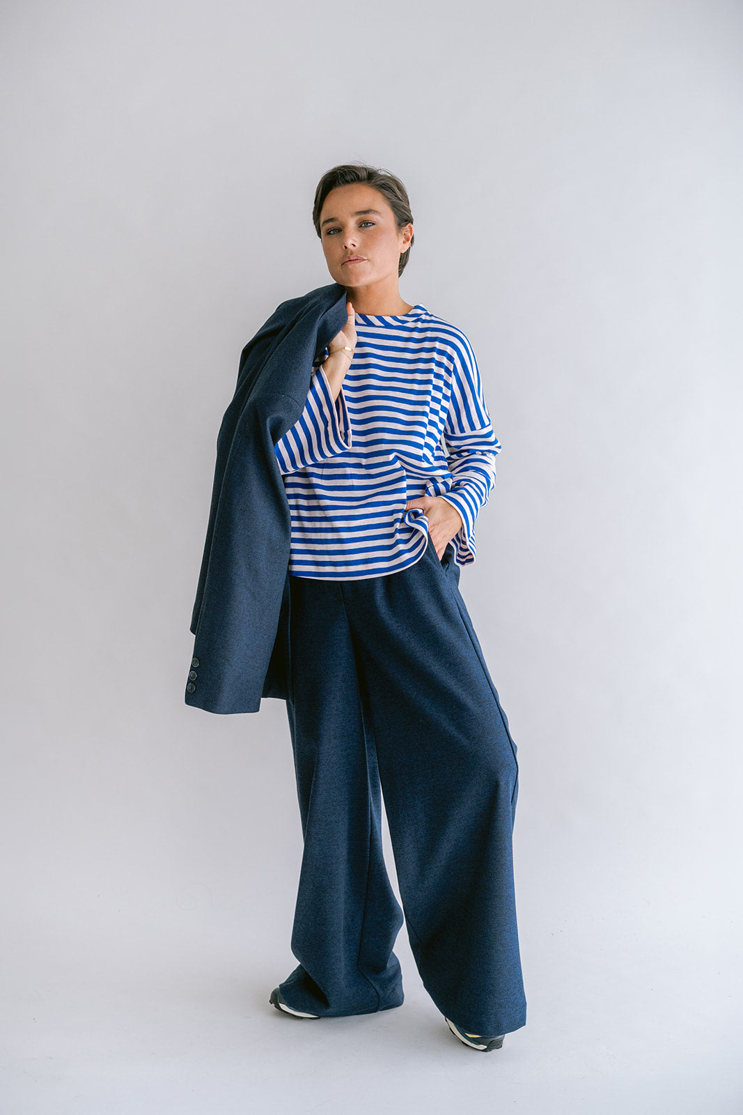 Sam Pants Solid Navy